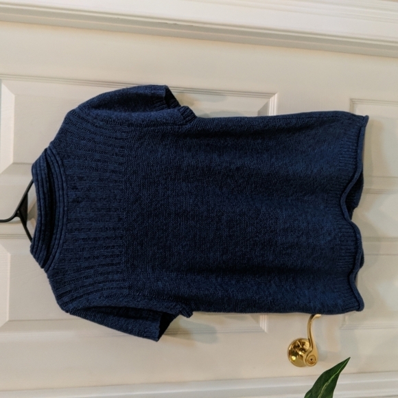 Izod Women's Three Button Sweater - Cowlneck Size Large - Picture 4 of 8